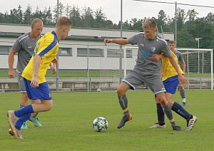 Vrchlabští fotbalisté těsně prohráli duel v Libčanech (2:1)