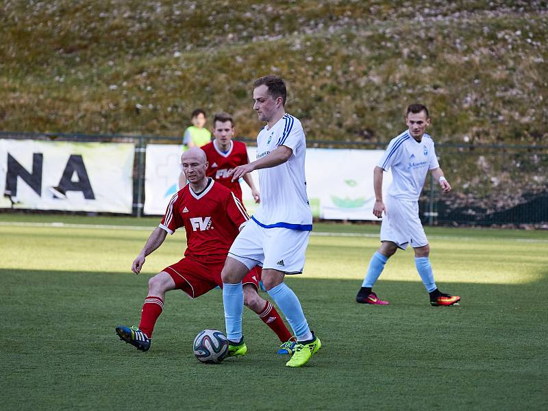 Divizní fotbalové derby: MFK Trutnov - TJ Dvůr Králové nad Labem.