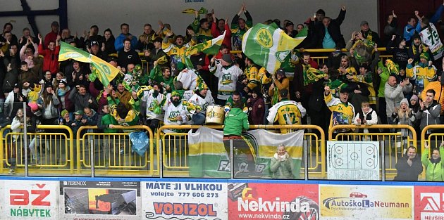 Královédvorští hokejoví příznivci se těší na návrat svého milovaného sportu mezi mantinely.