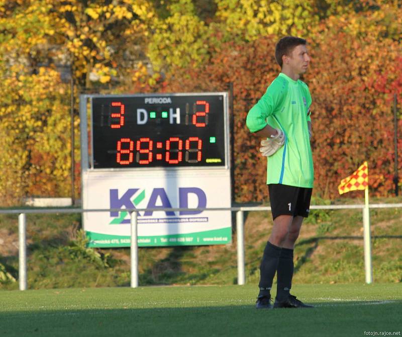 Fotbalisté z Vrchlabí na domácím hřišti porazili Kostelec nad Orlicí 3:2.