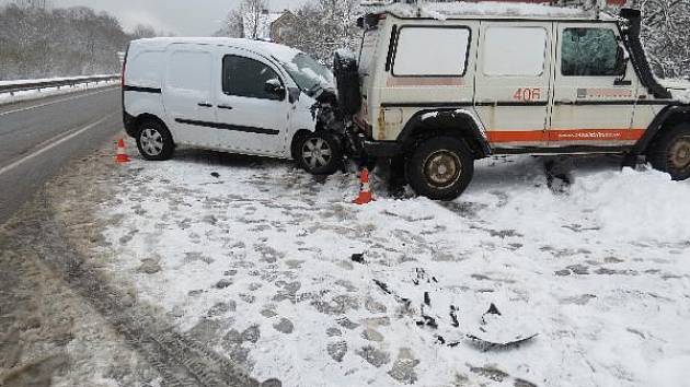 Nehoda u Mladých Buků