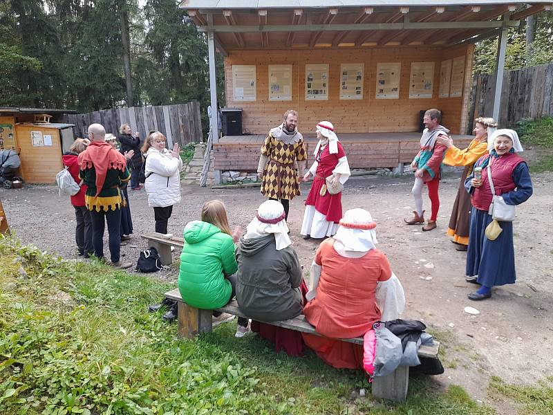 V sobotu se konaly na zřícenině hradu u Havlovic Vízmburské slavnosti.