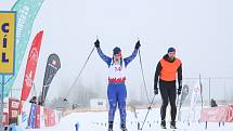 Olympiáda dětí a mládeže měla ve středu na programu třetí den soutěží. Ve Vrchlabí závodili zrakově postižení běžkaři.