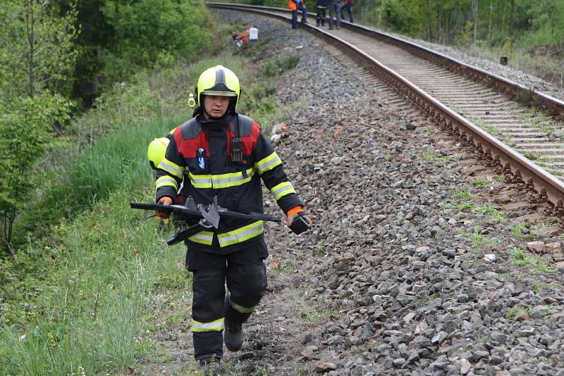 Tragická nehoda na železničním přejezdu v Bílé Třemešné.