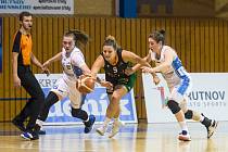 Ženská basketbalová liga: BK Loko Trutnov - Basket Žabiny Brno 61:89.