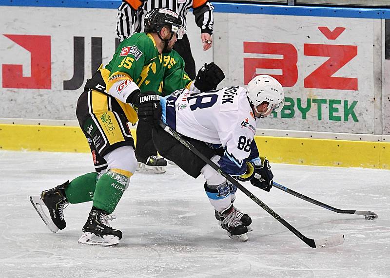 Dvůr Králové nad Labem - Mostečtí Lvi 2:1