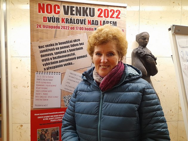 Organizátorka akce Noc venku 2022 Marcela Hauke, ředitelka Pečovatelské služby Města Dvůr Králové nad Labem.