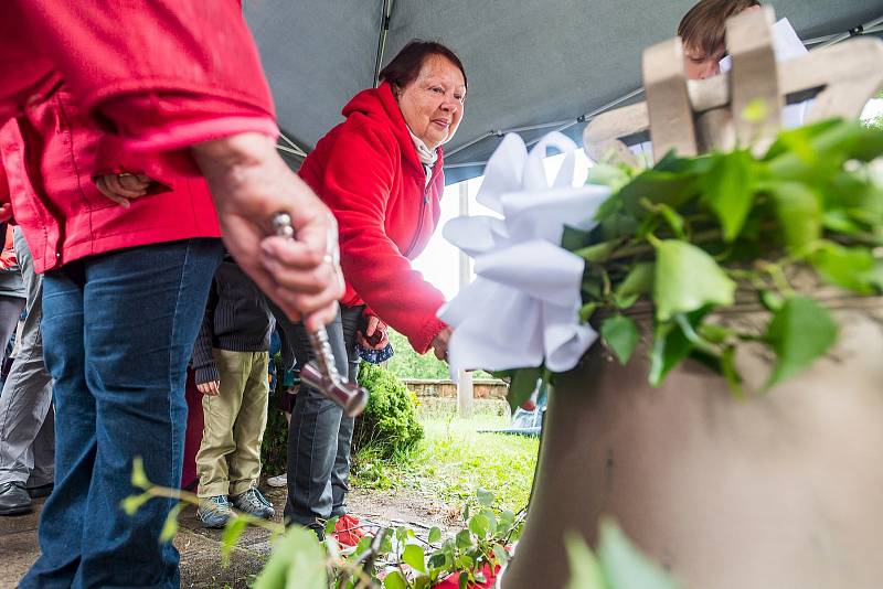 U příležitosti výročí 300 let od zahájení stavby místního kostela došlo v Borovnici k posvěcení obecního zvonu sv. Víta a umístění do věže.