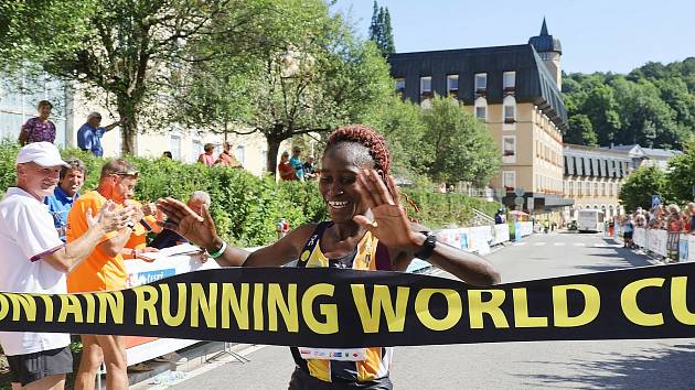 Janské Lázně hostily Světový pohár v horském půlmaratonu. Mezi ženami vyhrála Joyce Njeru z Keni.