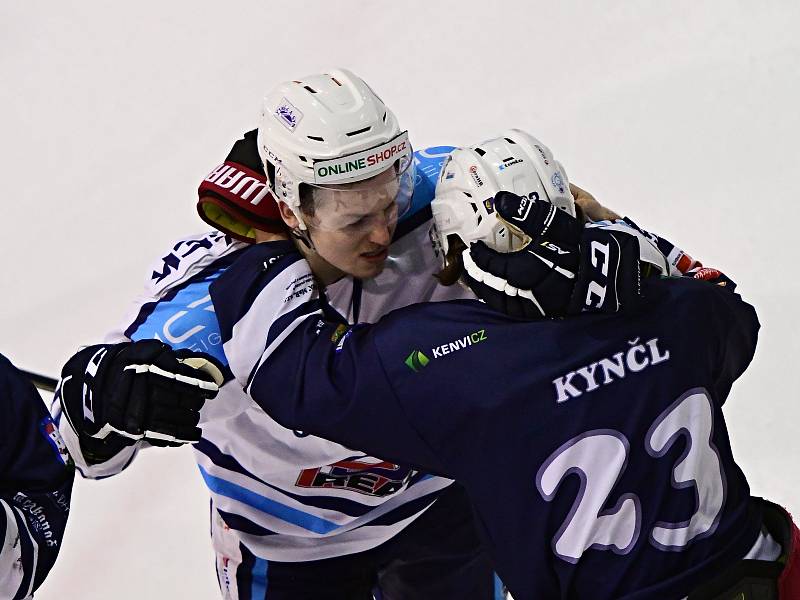 Vrchlabští hokejisté v prestižním podkrkonošském derby nedali rivalovi žádnou šanci.