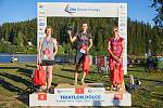 ZPA Smart Energy Triatlon Dolce letos přilákal více než dvě stovky sportovců. Štafetám kraloval Kasper Swix Team.