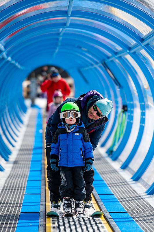 Lyžařské středisko Pomezky v Malé Úpě plánuje pokračovat v zimní sezoně do 2. dubna.