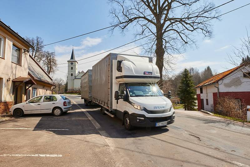 ŘSD začne 17. května s opravou silnice první třídy a mostů ve Zlaté Olešnici a Bernarticích. Do poloviny října se musí řidiči připravit na úplnou uzavírku.