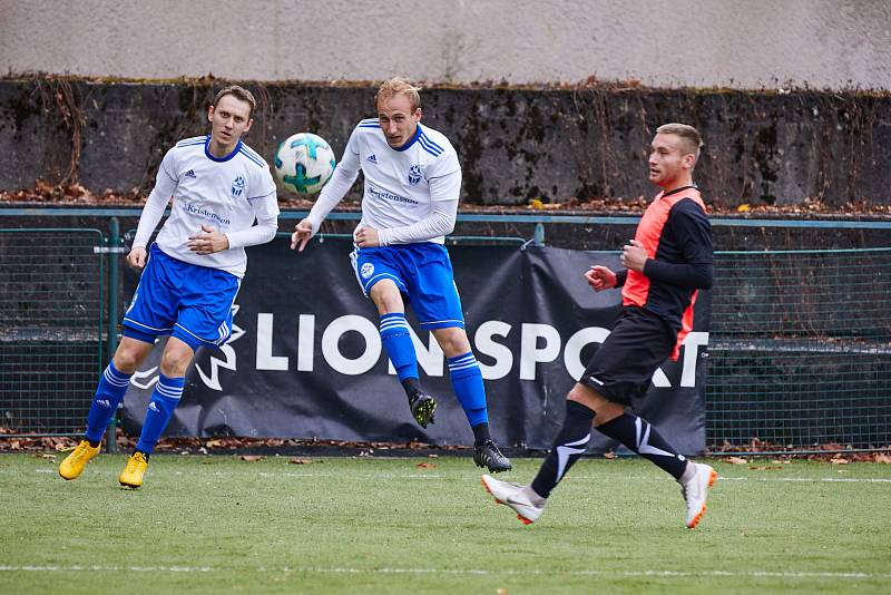 V divizním utkání si v sobotu fotbalisté Trutnova poradili se soupeřem ze Slatiňan. Vyhráli 3:2.