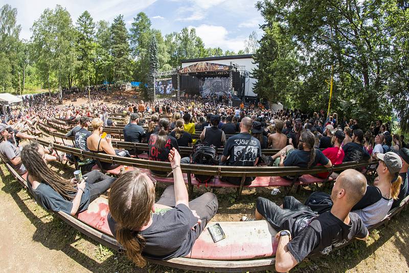 Festival nejtvrdší hudby Obscene Extreme vyvrcholil v Trutnově v areálu letního kina na Bojišti. Byl to 21. ročník.