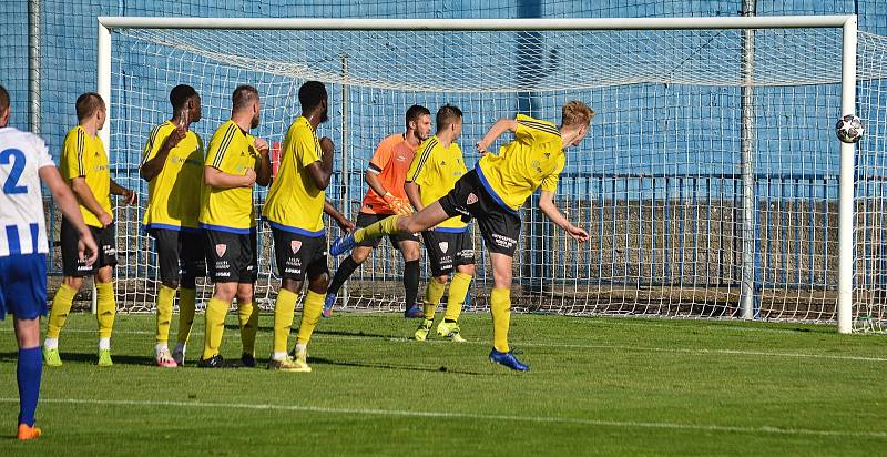 Fotbalisté Náchoda ve třetím kole Fortuna Divize C prohráli s týmem Horek nad Jizerou 0:1.