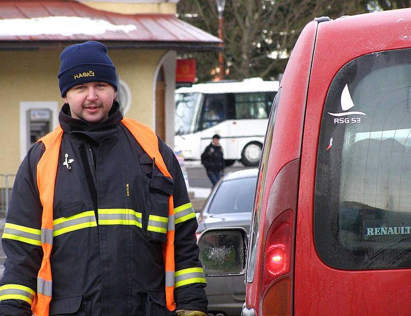 O dopravní situaci ve Špindlerově Mlýně se  starají i místní hasiči