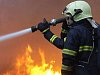 Výbuch varny drog v Hostivici u Prahy: jedna žena utrpěla popáleniny