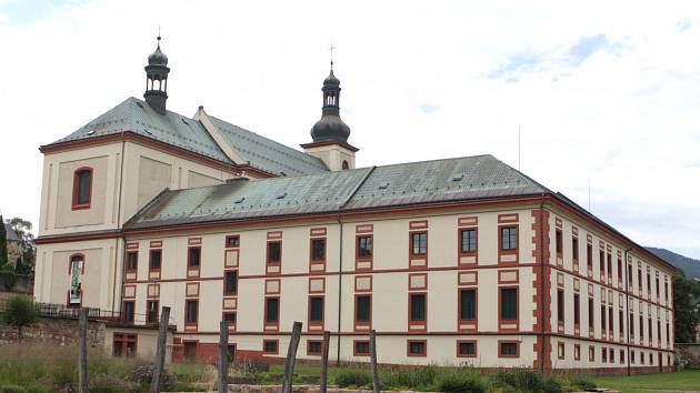 Krkonošské muzeum národního parku ve Vrchlabí v historickém prostředí bývalého kláštera augustiniánů bude zavřeno kvůli rozsáhlé rekonstrukci až do konce roku 2021.