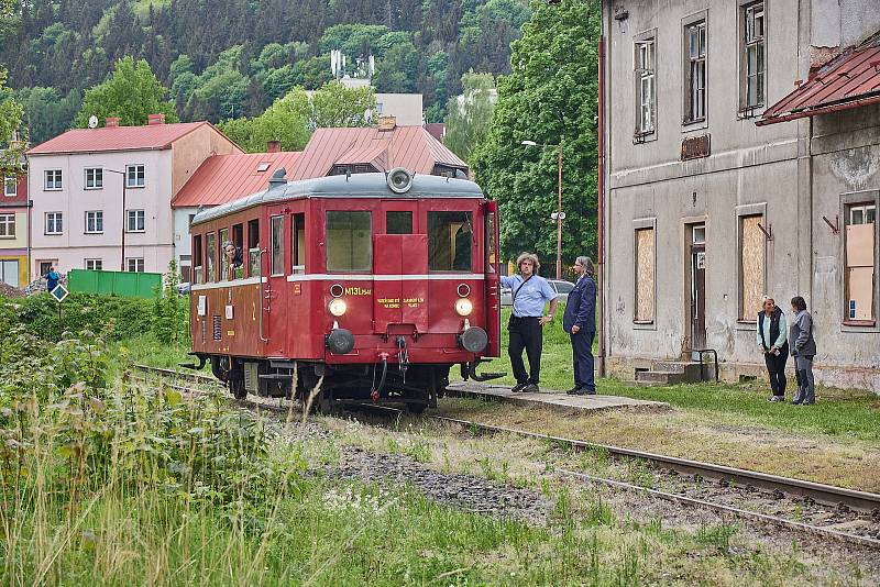 Sobotní akce k 140. výročí lokální železniční tratě Královec - Žacléř.