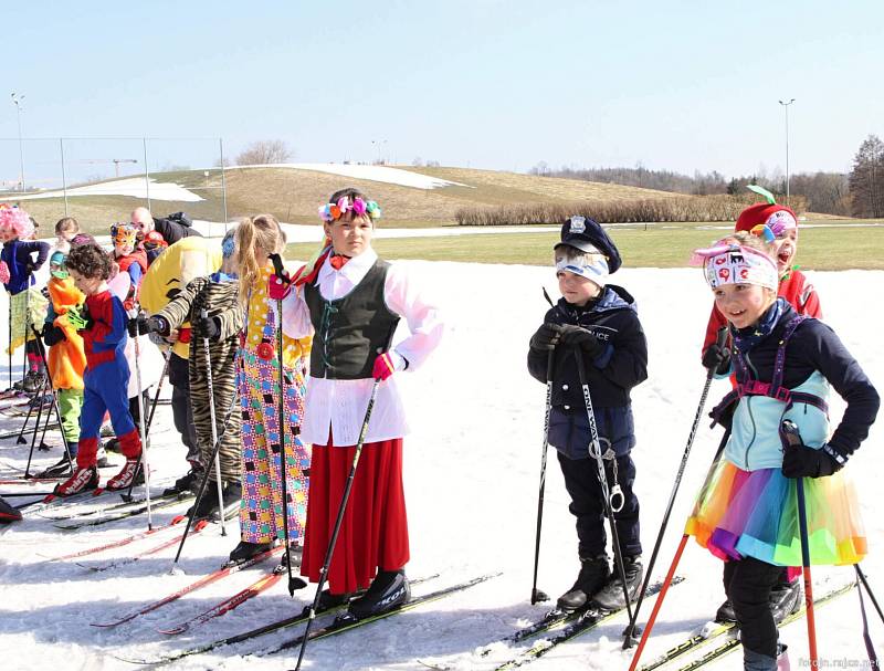 Karneval na lyžích ve Vrchlabí.