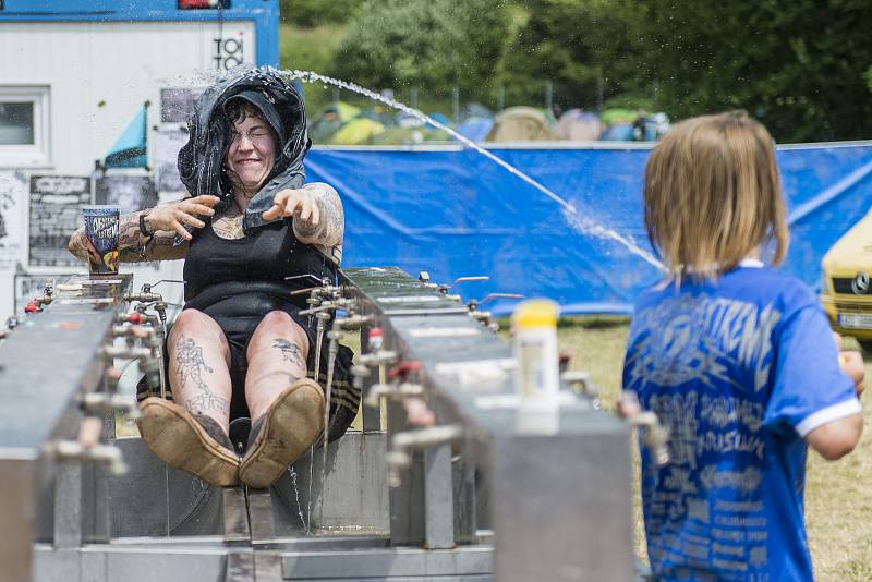 Festival nejtvrdší hudby Obscene Extreme vyvrcholil v Trutnově v areálu letního kina na Bojišti. Byl to 21. ročník.