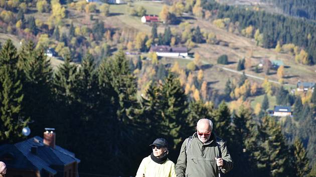 Hoteliéři v Krkonoších doufají, že lidé vyrazí v létě do hor.