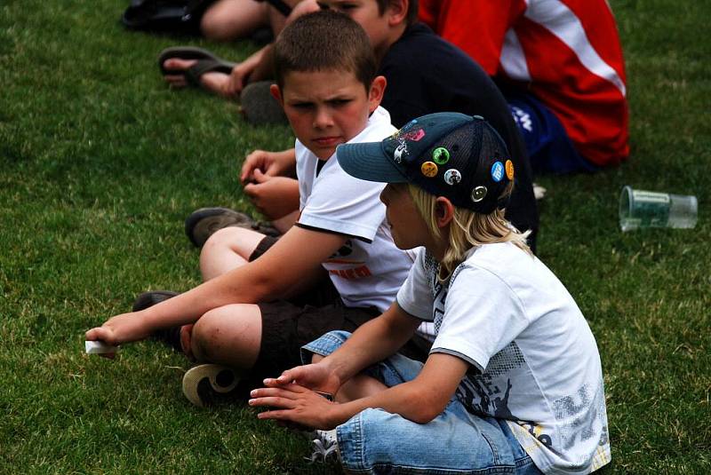 Fotbalová exhibice v Záboří n. L., 26. června 2010.