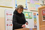 Z prvního dne prezidentských voleb ve škole v Uhlířských Janovicích v pátek 13. ledna 2023.