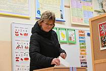 Z prvního dne prezidentských voleb ve škole v Uhlířských Janovicích v pátek 13. ledna 2023.