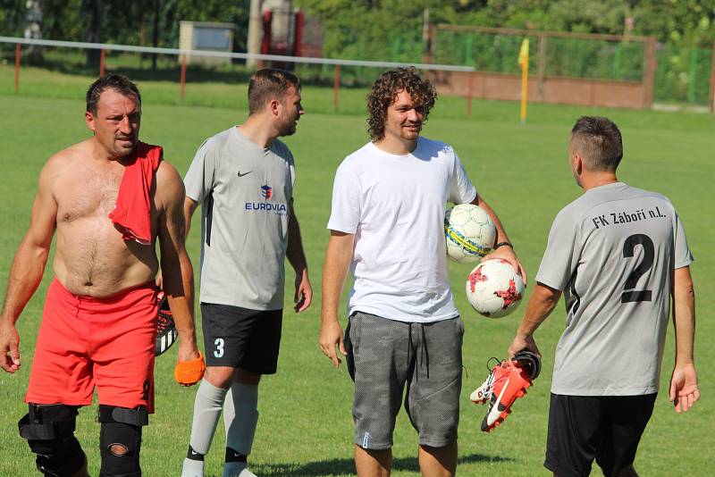 Předkolo Poháru Okresního fotbalového svazu Kutná Hora: TJ Sokol Červené Janovice - FK Záboří nad Labem 2:0 (1:0).