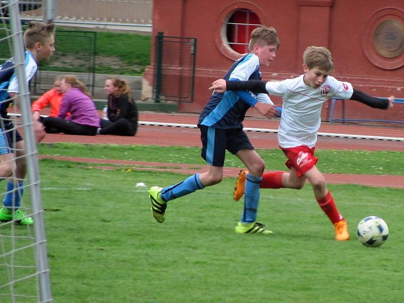 Česká liga žáků U13, čtvrtek 13. dubna 2017: FK Čáslav - FK Pardubice 2:9.