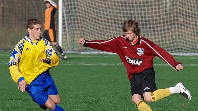 Fotbal KP dorostu: K. Hora - AFK Kolín 7:0, neděle 15. listopadu 2009