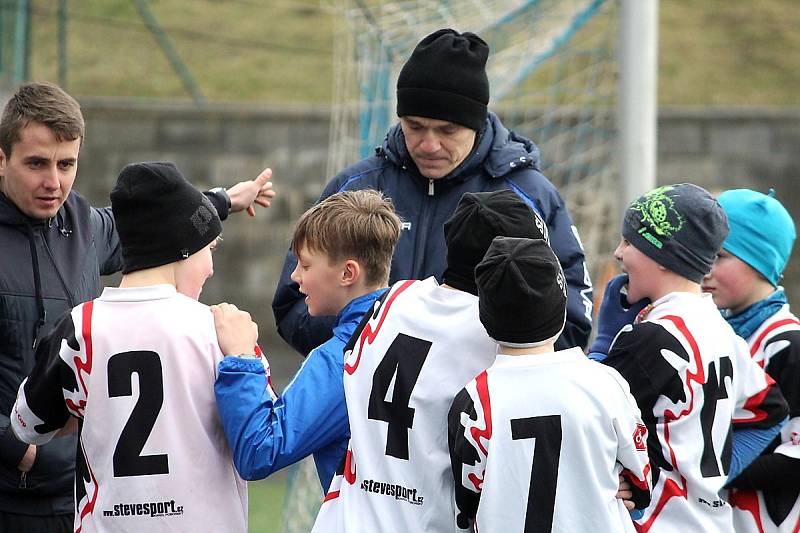 Fotbalový přípravný zápas: FK Čáslav (mladší žáci) - TJ Sokol Golčův Jeníkov (starší žáci) 17:7 (4:2, 5:3, 8:2).