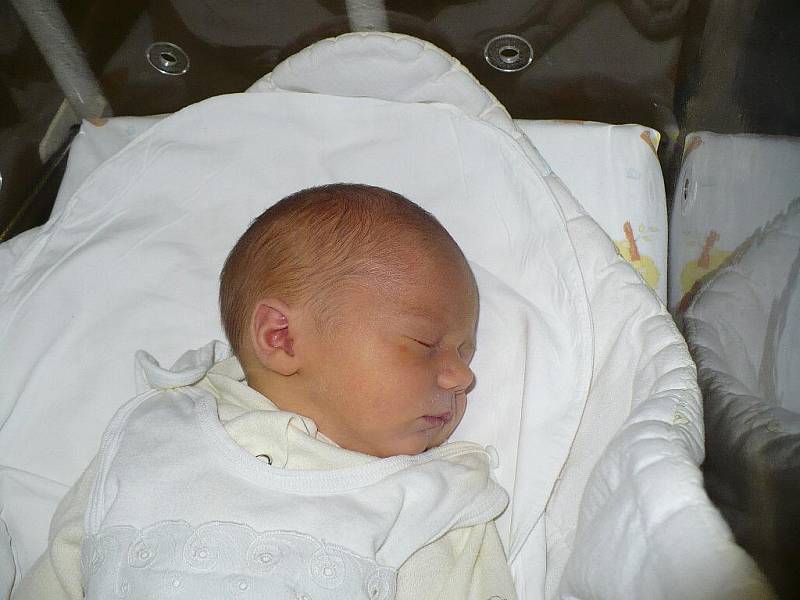 Patrik Celba se narodil 25. října v Čáslavi. Vážil 3280 gramů a měřil 50 centimetrů. Doma V Kutné Hoře ho přivítali maminka Iveta a tatínek Patrik.   