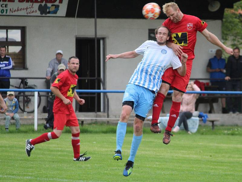 Letní liga Pivovaru Kutná Hora: SK Zbraslavice - TJ Sokol Červené Janovice 1:9 (0:5).