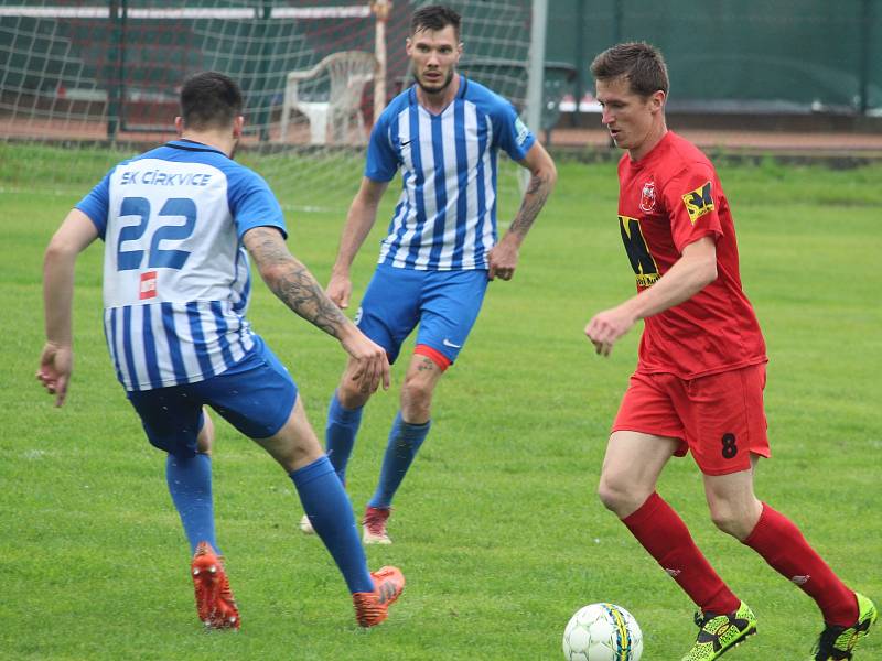 Letní liga Pivovaru Kutná Hora: TJ Sokol Červené Janovice - SK Církvice 8:4 (5:1).