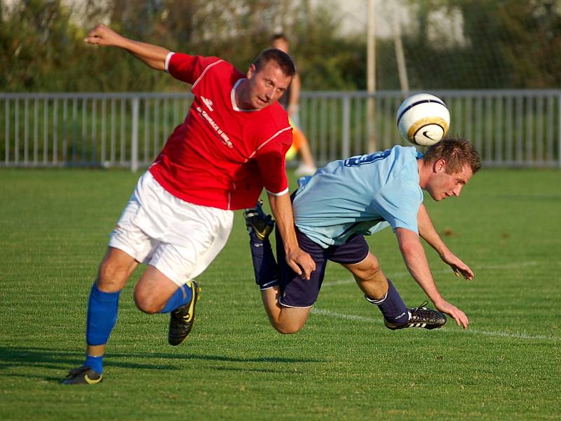 Pohár OFS: Uhlířské Janovice B - Sedlec, 18. září 2012.