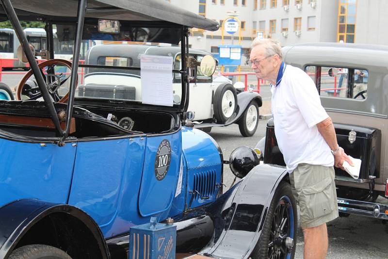 Devátý ročník Veteran Rallye Kutná Hora