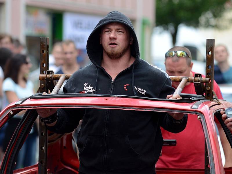 Závody strongman profi 2016 v Kutné Hoře, 18. června 2016.