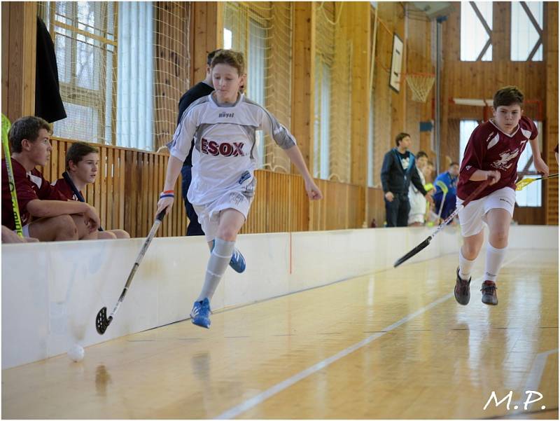 Starší žáci kutnohorského florbalového klubu Olympie remizovali 2:2 s Kladnem B.