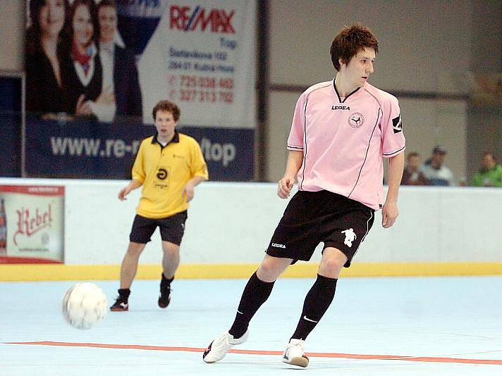 Semifinále Rasyguard play off Club Deportivo futsalové ligy na zimáku, 24. března 2011.