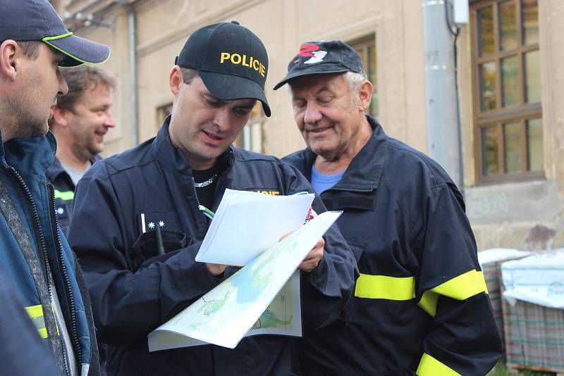 Policisté a hasiči hledali v rámci taktického cvičení dvě osoby.