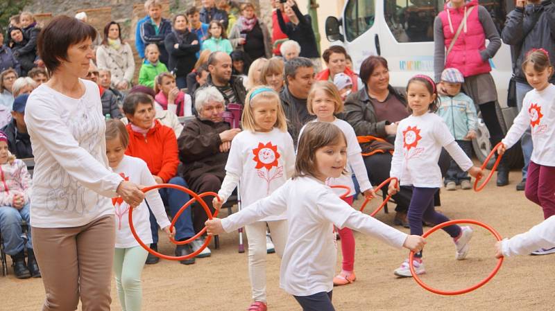 Zahájení turistické sezony ve Zruči nad Sázaovu