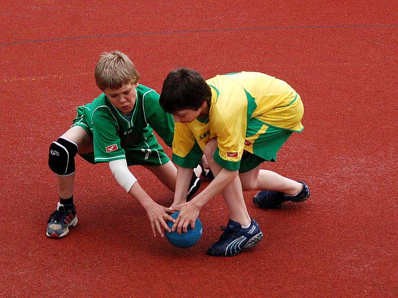 Turnaj mladších žáků v házené, 8. května 2010.