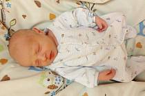 Matěj Rolinec se narodil 22. února 2021 v 5. 05 hodin v čáslavské porodnici. Vážil 3190 gramů a měřil 51 centimetrů. Doma v Uhelné Příbrami se z něj těší maminka Ivana, tatínek Radek, pětiletý bráška Tadeášek a tříletá sestřička Vaneska.