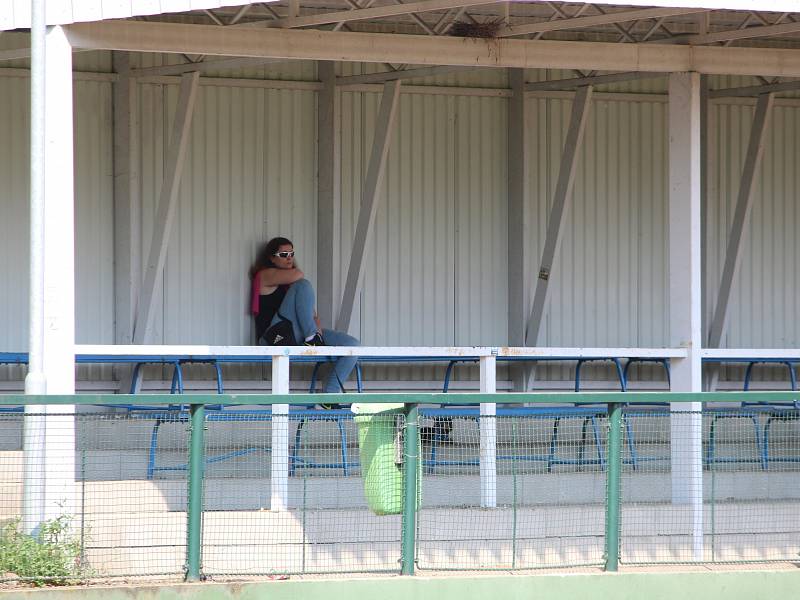 Fotbalový přípravný zápas mladších žáků U13: FK Čáslav - FK Admira Praha 13:2 (4:1, 3:1, 6:0).