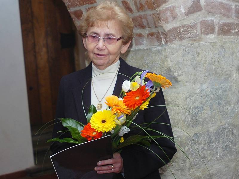 Čestné občanství Dagmar Lieblové předal starosta Kutné Hory Ivo Šanc.