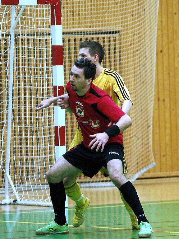 19. kolo Chance futsal ligy: Benago Zruč - Nejzbach Vysoké Mýto 7:6, 7. března 2012.