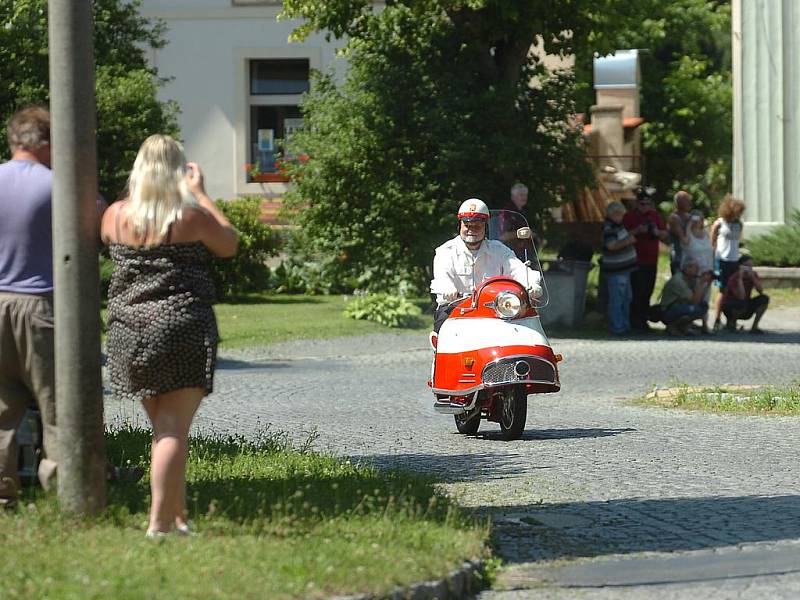 Veteránská rallye v Ratajích nad Sázavou. 9. 7. 2011